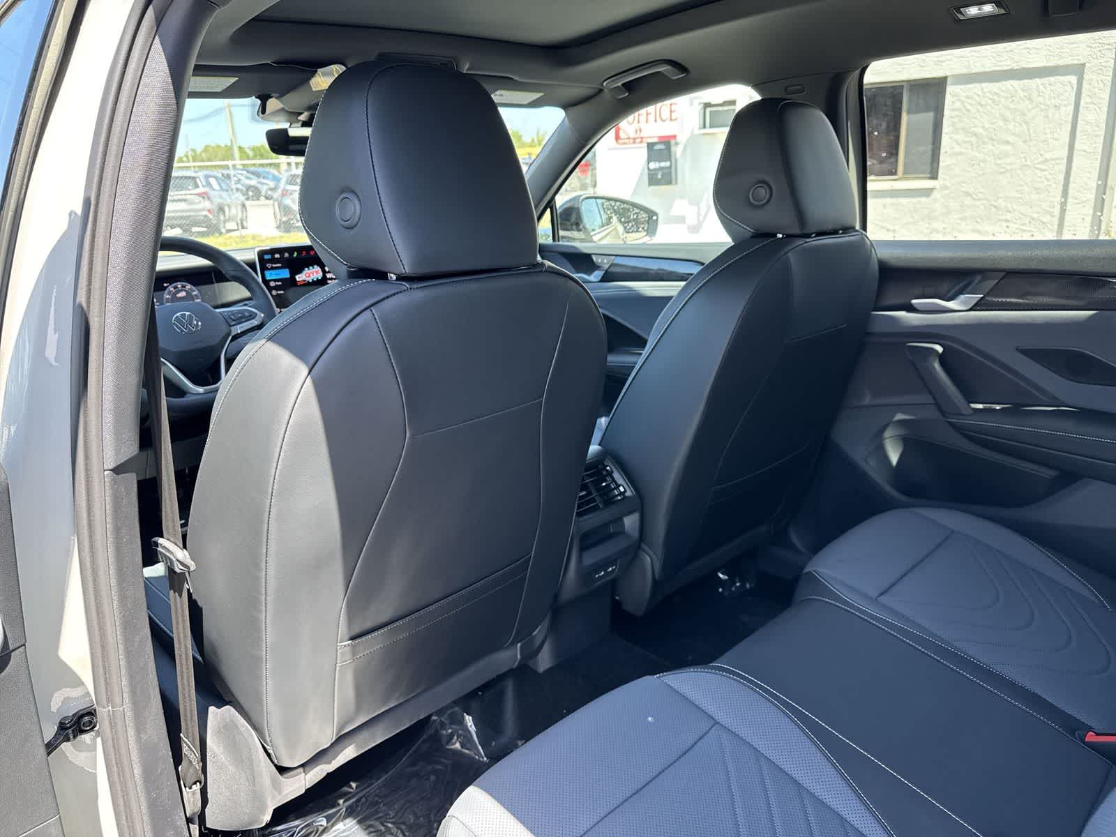 Thumbnail: 2026 Volkswagen Tiguan - 17