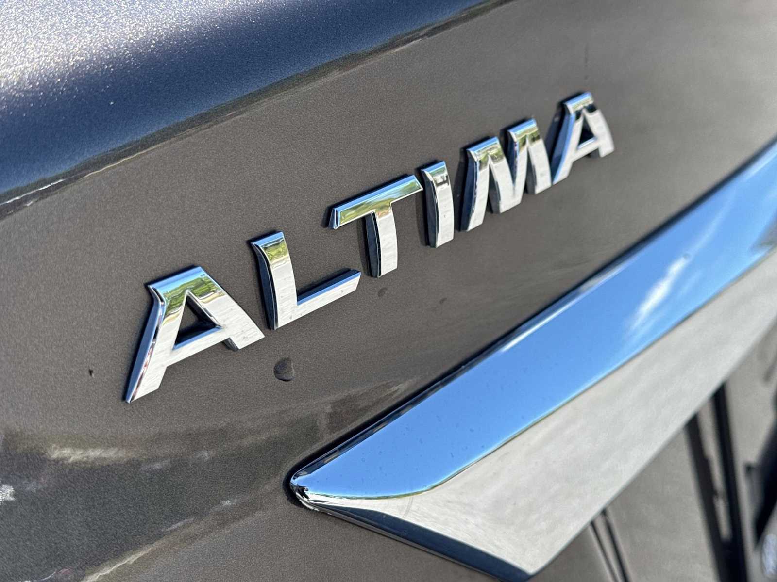 Thumbnail: 2015 Nissan Altima - 12