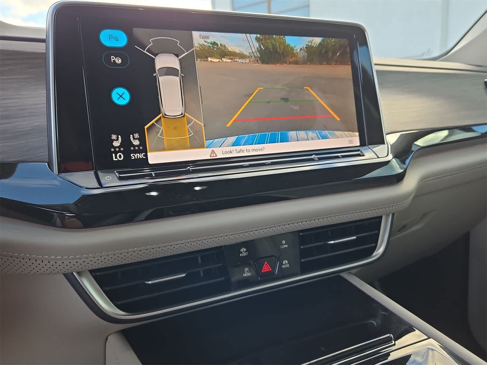 Thumbnail: 2026 Volkswagen Atlas - 28