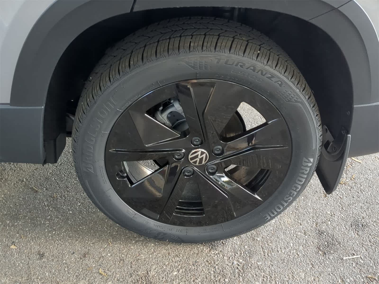 Thumbnail: 2025 Volkswagen Taos - 14