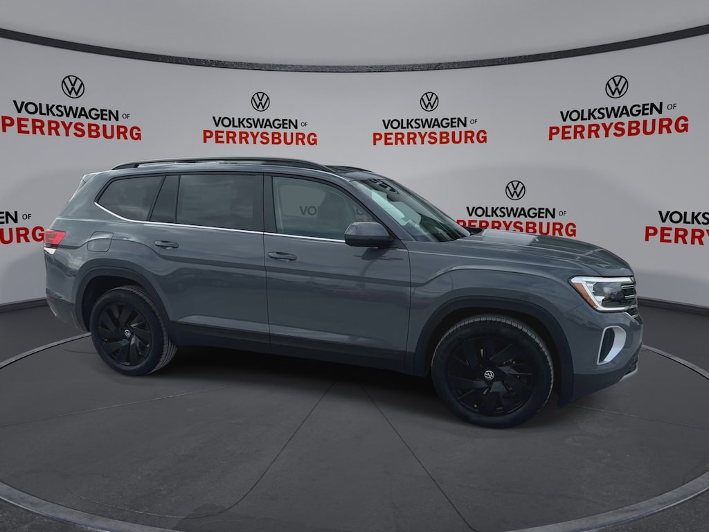 New 2026 Volkswagen Atlas SE w/Technology AWD w/ Panoramic Sunroof Package w SUV