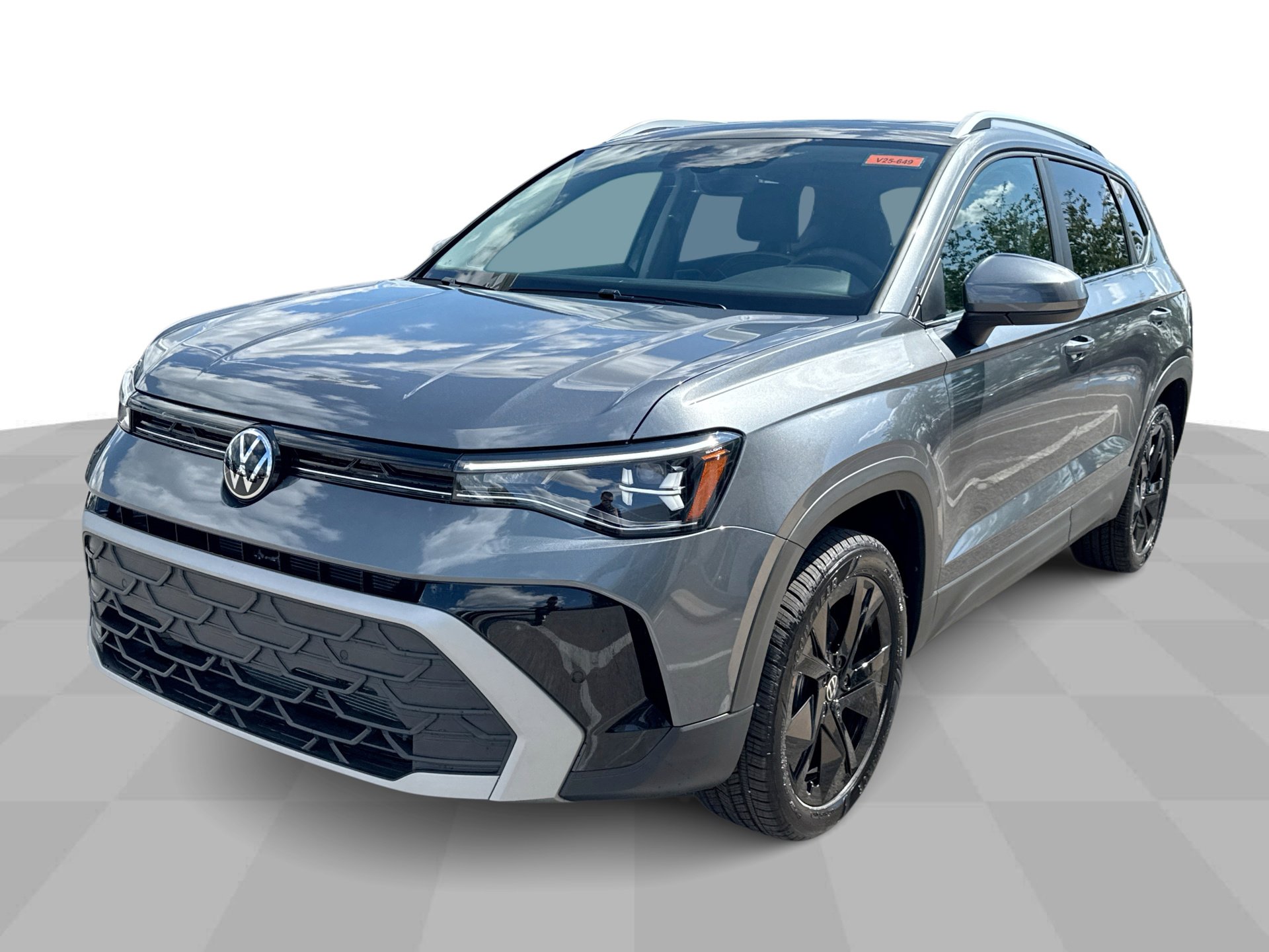 2025 Volkswagen Taos SE photo 3