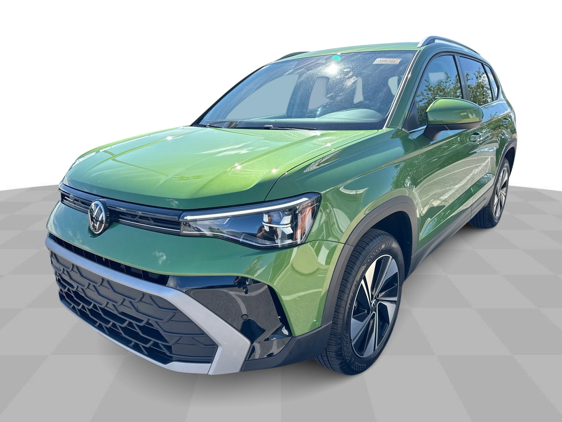 2025 Volkswagen Taos SE photo 2