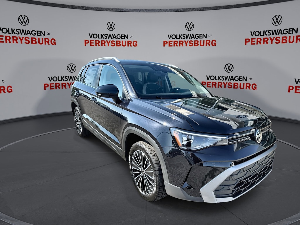New 2025 Volkswagen Taos SE FWD SUV