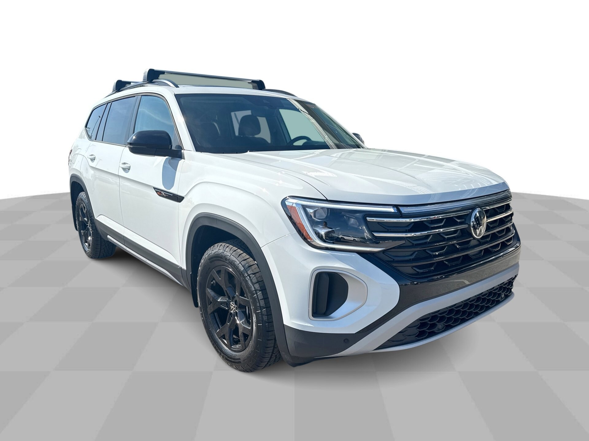 2025 Volkswagen Atlas Peak Edition SE photo 2
