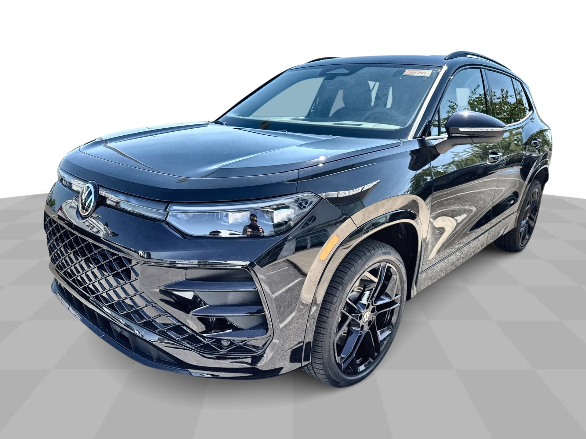 2025 Volkswagen Tiguan SE R-Line Black photo 4