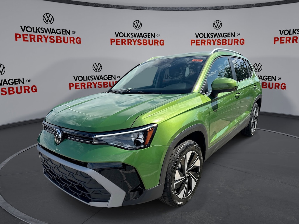 New 2025 Volkswagen Taos SE AWD SUV