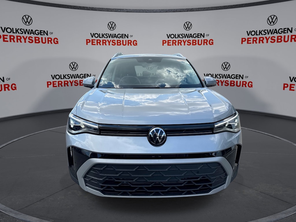 New 2025 Volkswagen Taos SE AWD w/ Sunroof Package SUV