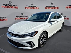 2025 Volkswagen Jetta SE Auto w/ Sunroof Package Sedan