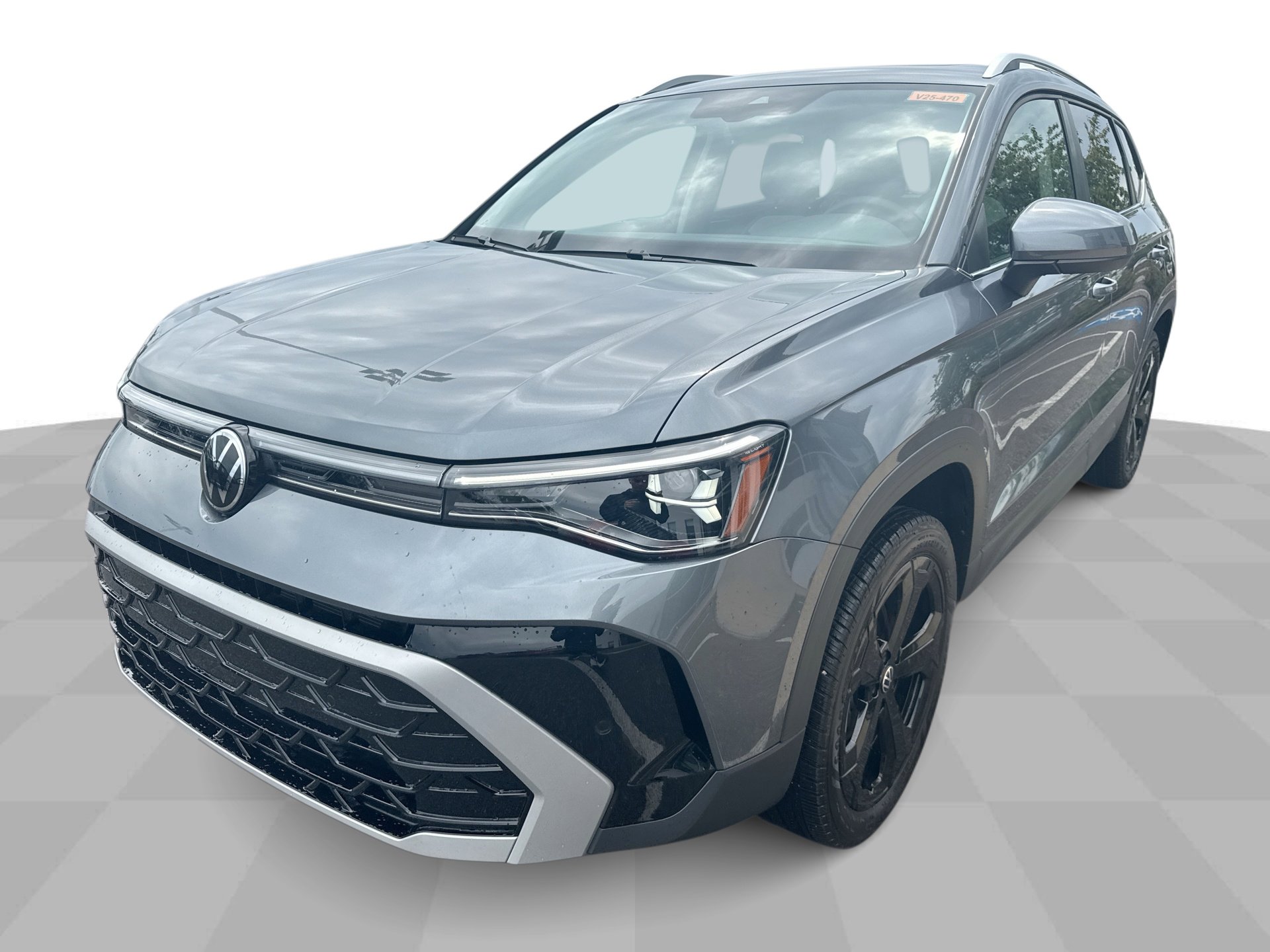2025 Volkswagen Taos SEL photo 4