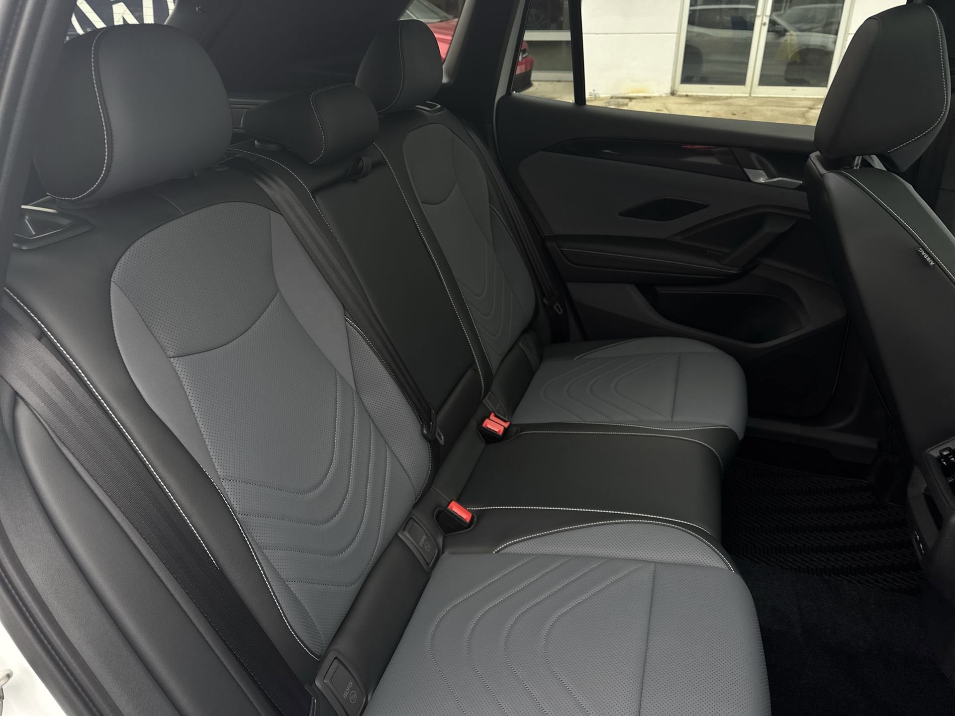 2026 Volkswagen Tiguan SE R-LINE BLACK - Photo 28