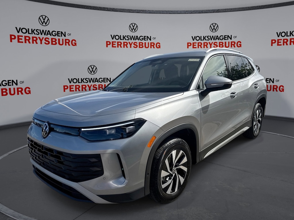 New 2025 Volkswagen Tiguan S AWD SUV