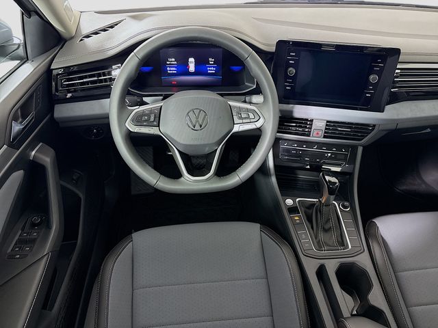 2026 Volkswagen Jetta SE - Photo 22