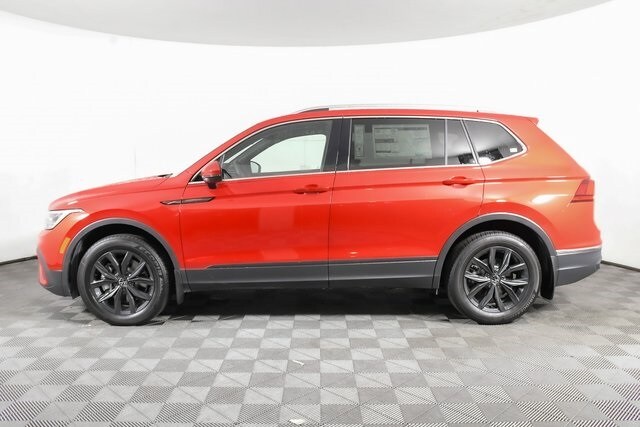 2024 Volkswagen Tiguan SE photo 4