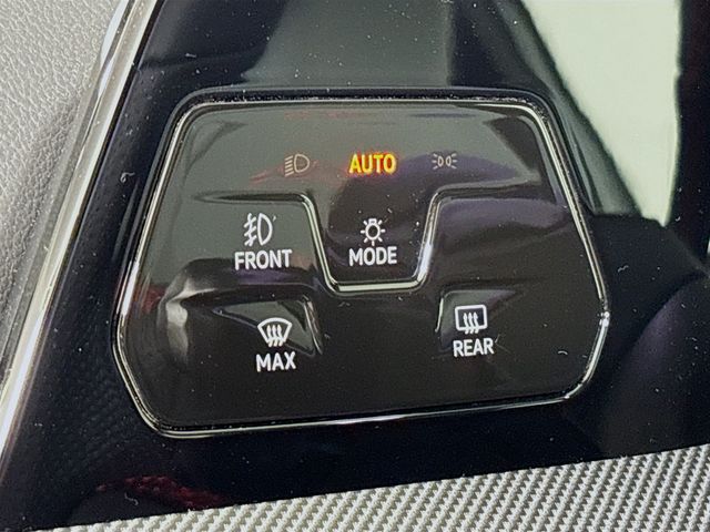 2025 Volkswagen Golf GTI SE - Photo 10