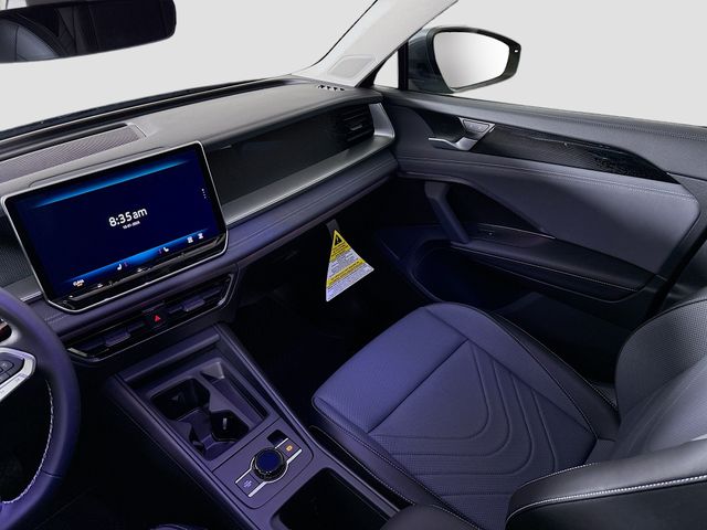 2025 Volkswagen Tiguan SE - Photo 24