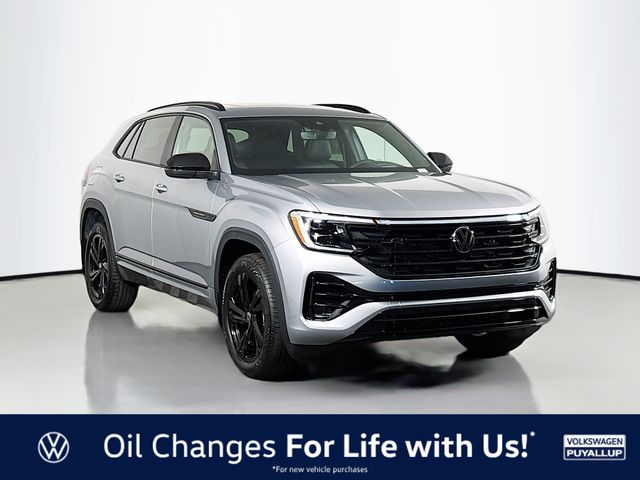 2026 Volkswagen Atlas Cross Sport 2.0T SEL R-Line 4MOTION's photo