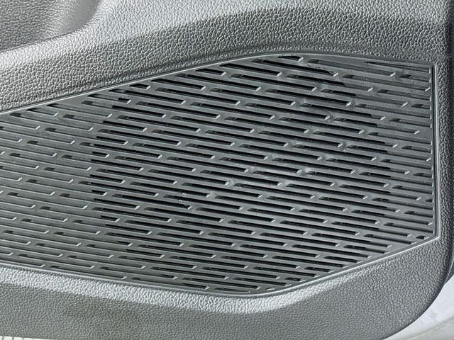 2026 Volkswagen Jetta SE - Photo 25