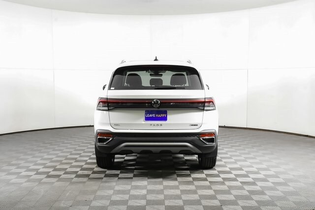 2025 Volkswagen Taos SEL photo 2