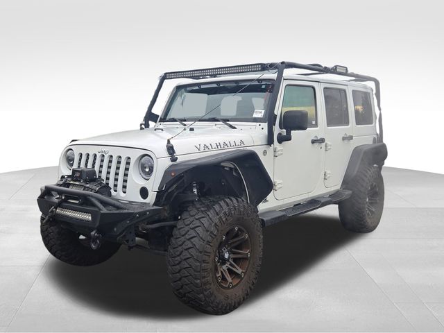 2011 Jeep Wrangler Unlimited Sahara photo 3
