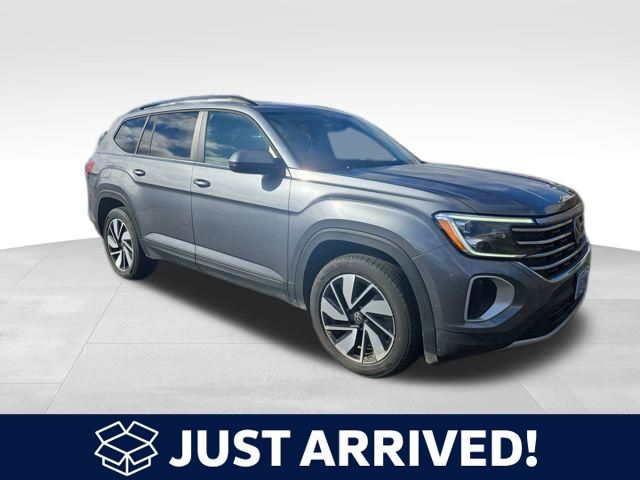 2024 Volkswagen Atlas SE w/Tech