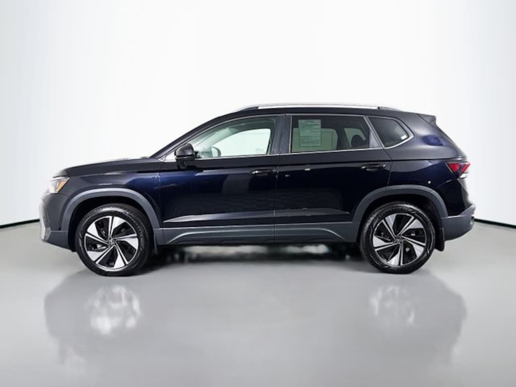Used 2025 Volkswagen Taos 1.5T SE SUV