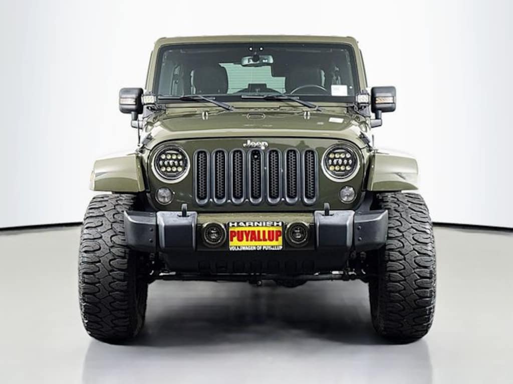 Used 2016 Jeep Wrangler Unlimited Sahara SUV