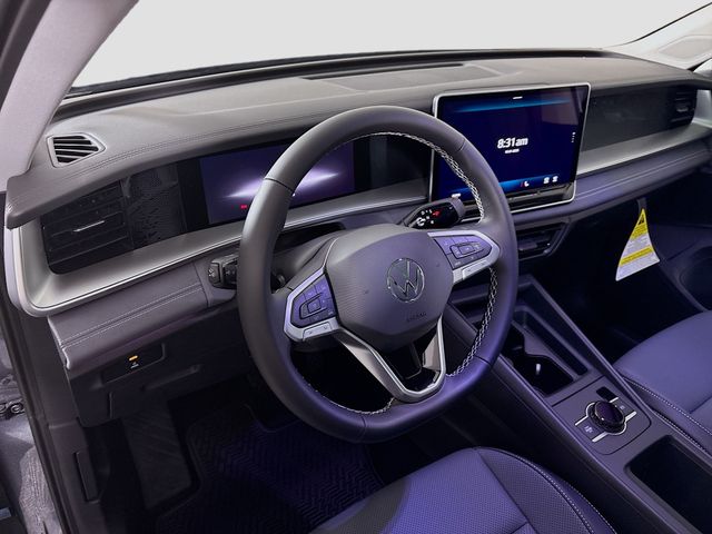 2025 Volkswagen Tiguan SE - Photo 9