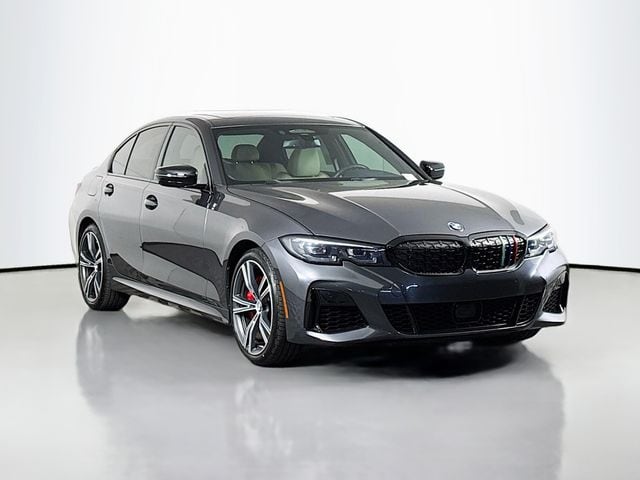 2022 BMW 3 Series M340i xDrive Sedan's photo