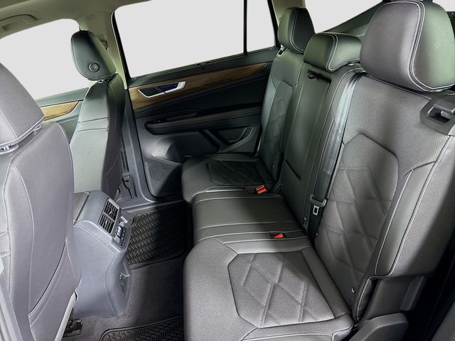 2026 Volkswagen Atlas SE w/Tech - Photo 25