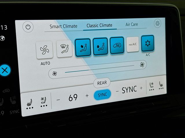 2026 Volkswagen Atlas SE w/Tech - Photo 17