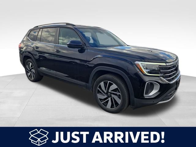 2025 Volkswagen Atlas SE w/Tech