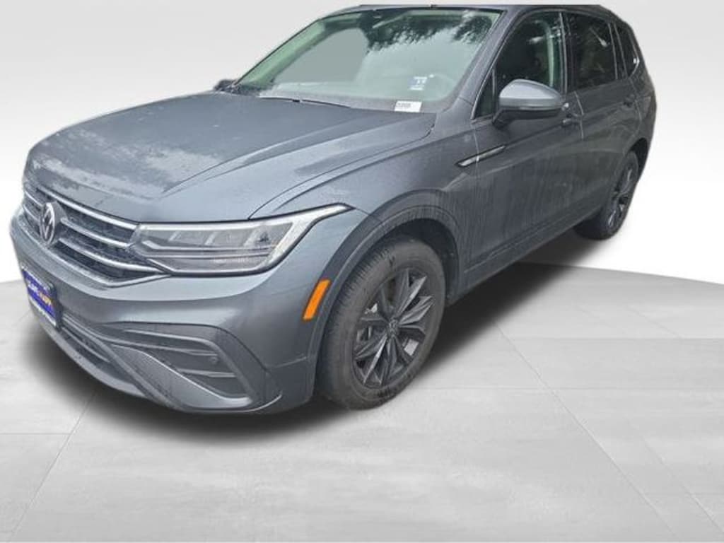 Used 2024 Volkswagen Tiguan 2.0T SE SUV