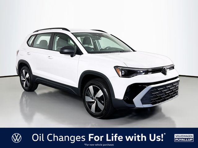 2025 Volkswagen Taos S's photo