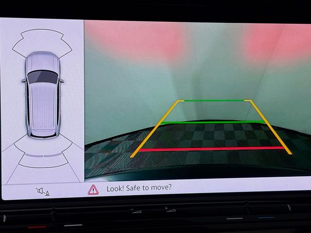 2026 Volkswagen Atlas SE w/Tech - Photo 15