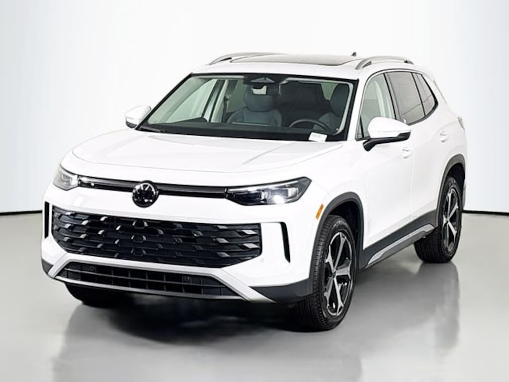 New 2026 Volkswagen Tiguan 2.0T SE SUV