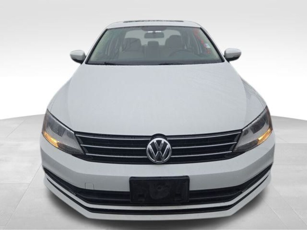 Used 2016 Volkswagen Jetta 1.4T SE Sedan