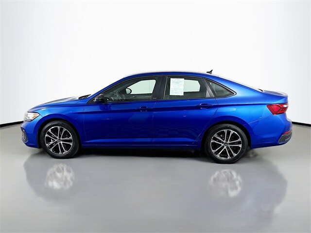 2024 Volkswagen Jetta 1.5T Sport photo 4