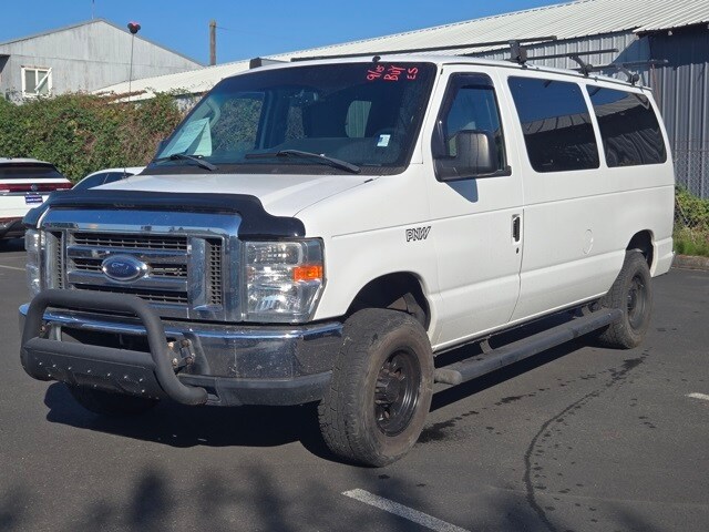 2013 Ford E-350 photo 3