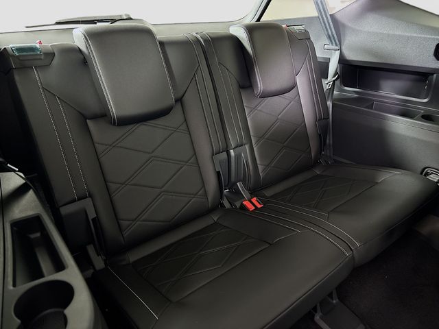 2026 Volkswagen Atlas SE w/Tech - Photo 27