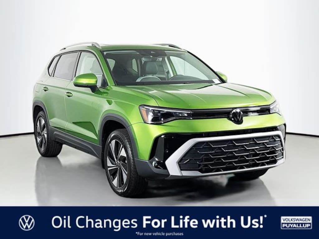 New 2025 Volkswagen Taos 1.5T SE SUV