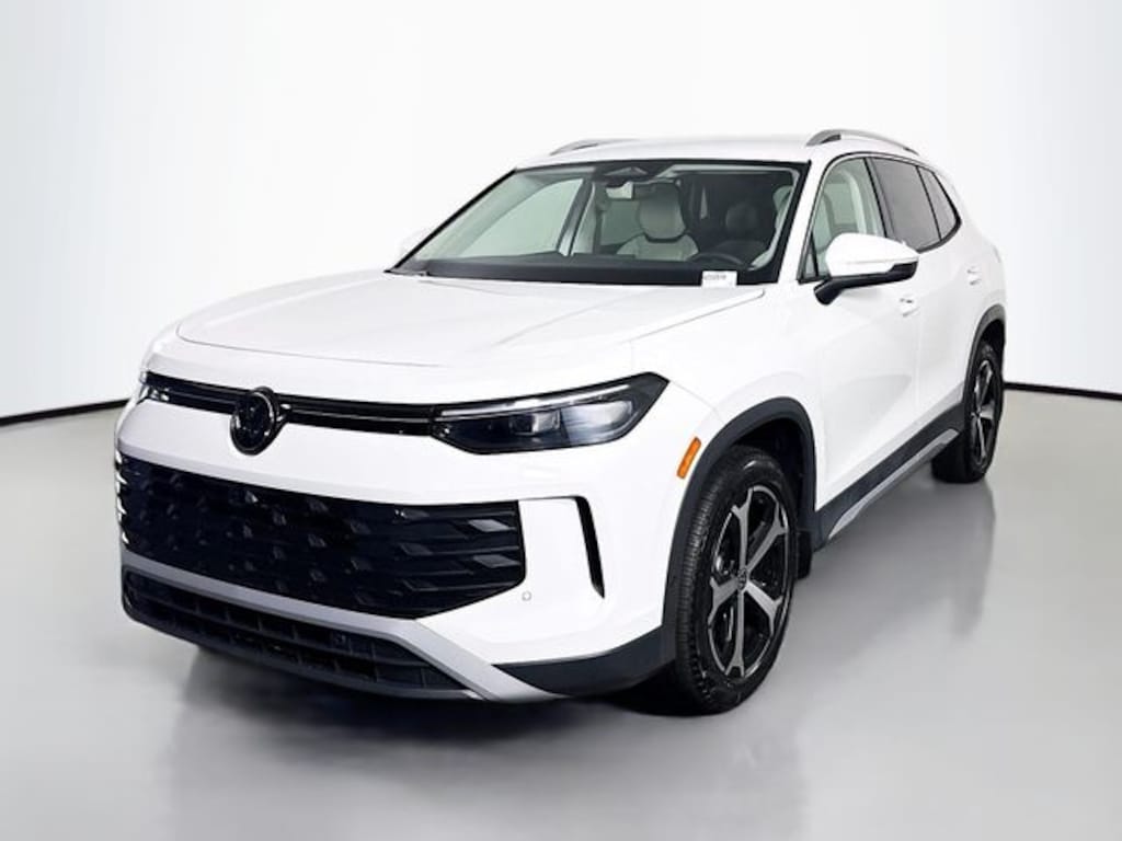 New 2025 Volkswagen Tiguan 2.0T SE SUV