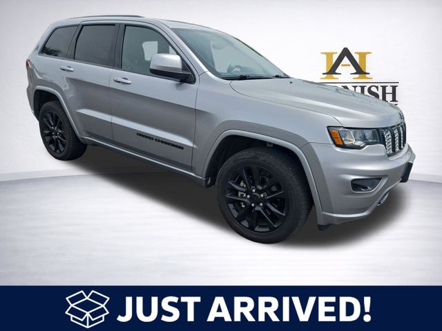 2020 Jeep Grand Cherokee Altitude 4WD's photo