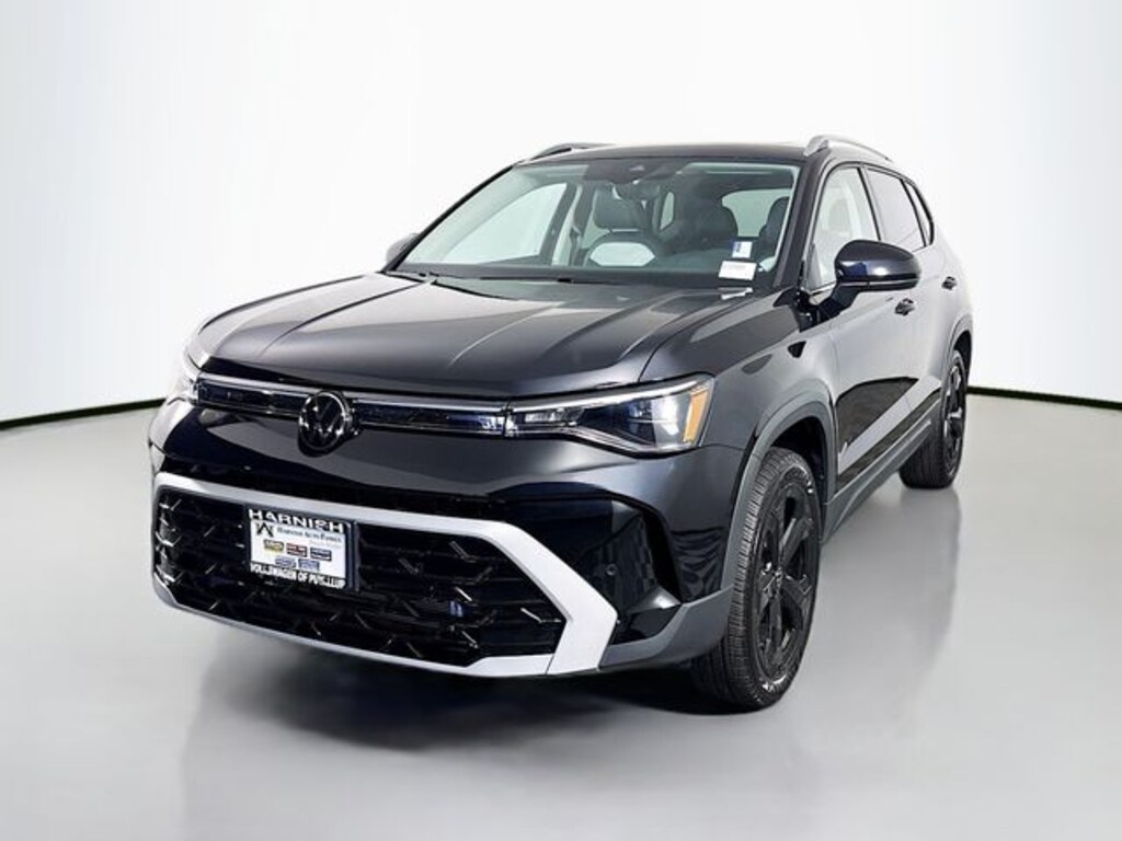 New 2025 Volkswagen Taos 1.5T SEL SUV
