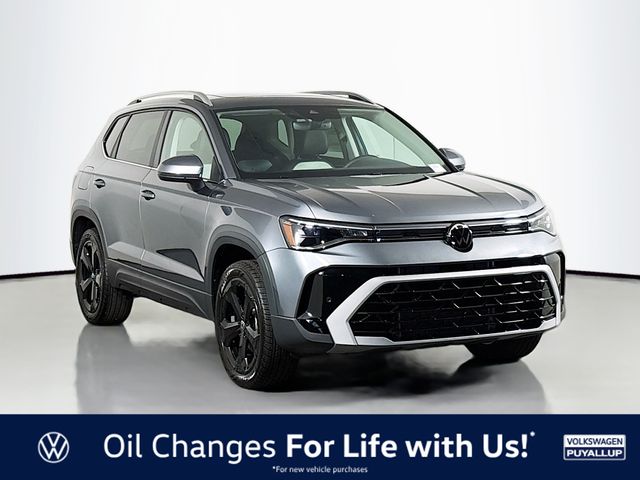 2026 Volkswagen Taos 1.5T SEL 4Motion's photo