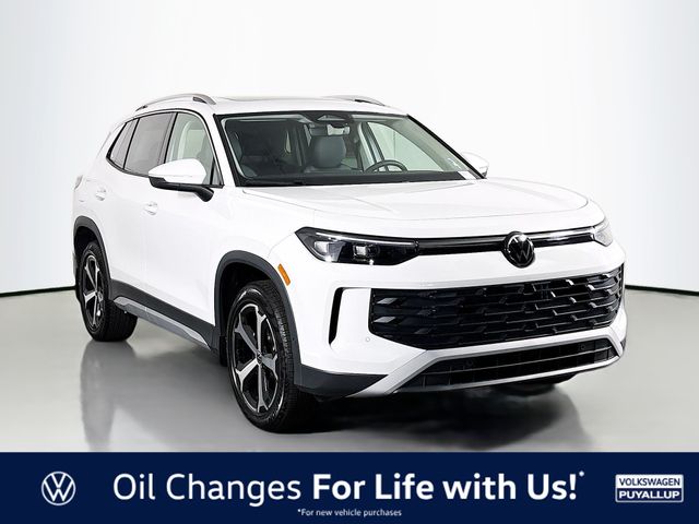 2025 Volkswagen Tiguan SE's photo