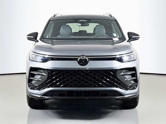 2026 Volkswagen Tiguan SE R-LINE BLACK - Photo 2