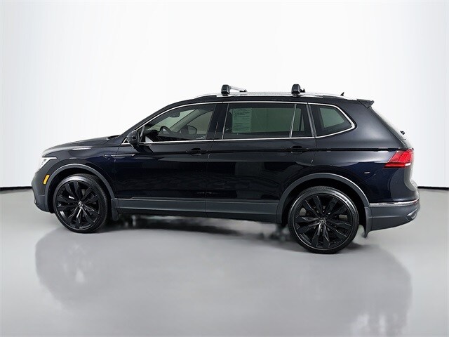 2022 Volkswagen Tiguan SE photo 4