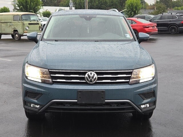 2020 Volkswagen Tiguan SEL photo 2