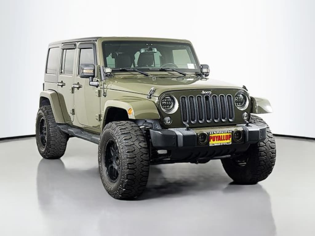Used 2016 Jeep Wrangler Unlimited Sahara SUV